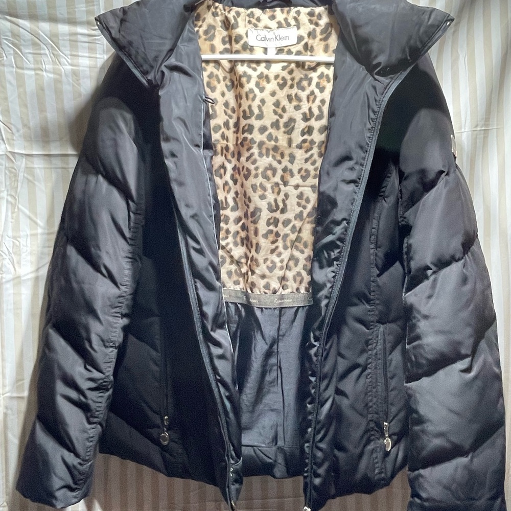 Calvin Klein Women's Black Puffer Coat with Leopard Lining